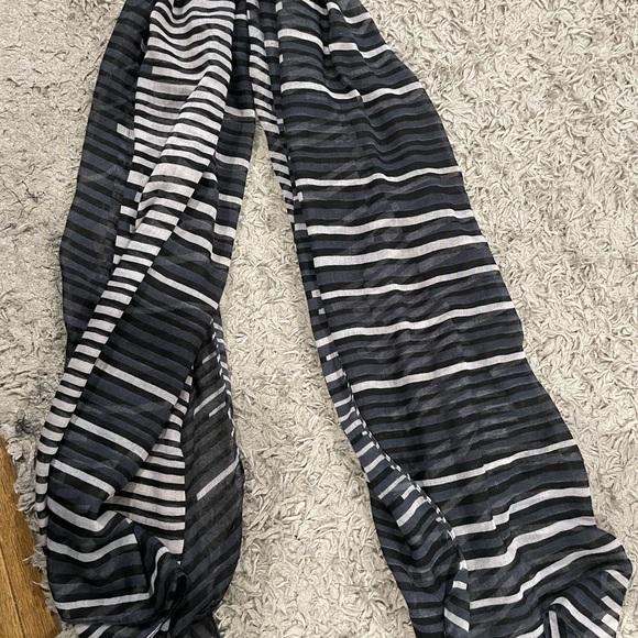Womens Scarf - Picture 2 of 2